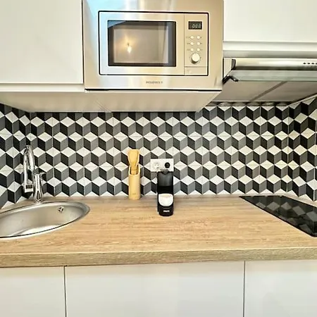 Dans Le 16e Apartament Paryż